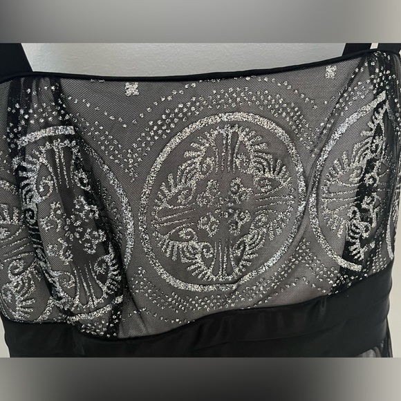 EUC 14W Michel Antoni Grey Organza Sparkly Cocktail Dress - Picture 5 of 8